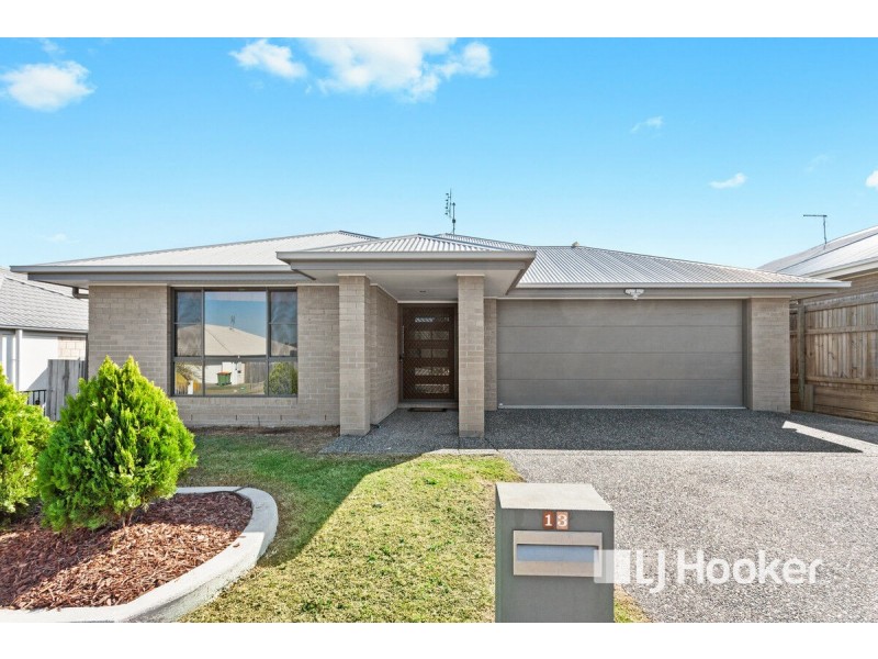 13 Richmond Terrace, Plainland QLD 4341