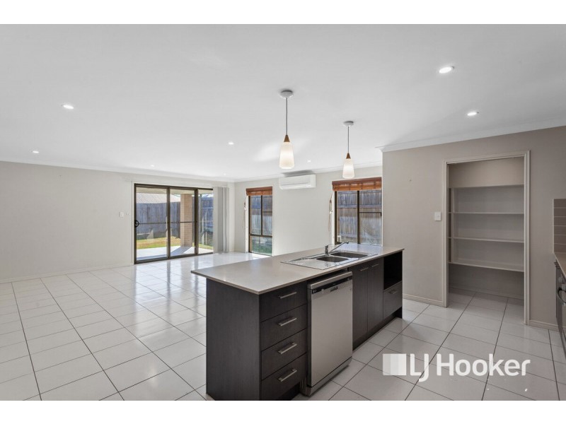 13 Richmond Terrace, Plainland QLD 4341