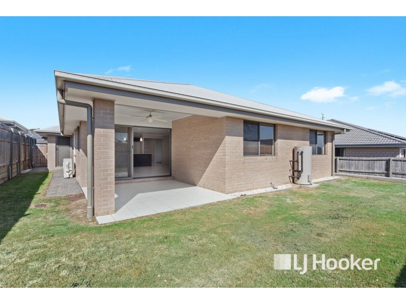 13 Richmond Terrace, Plainland QLD 4341