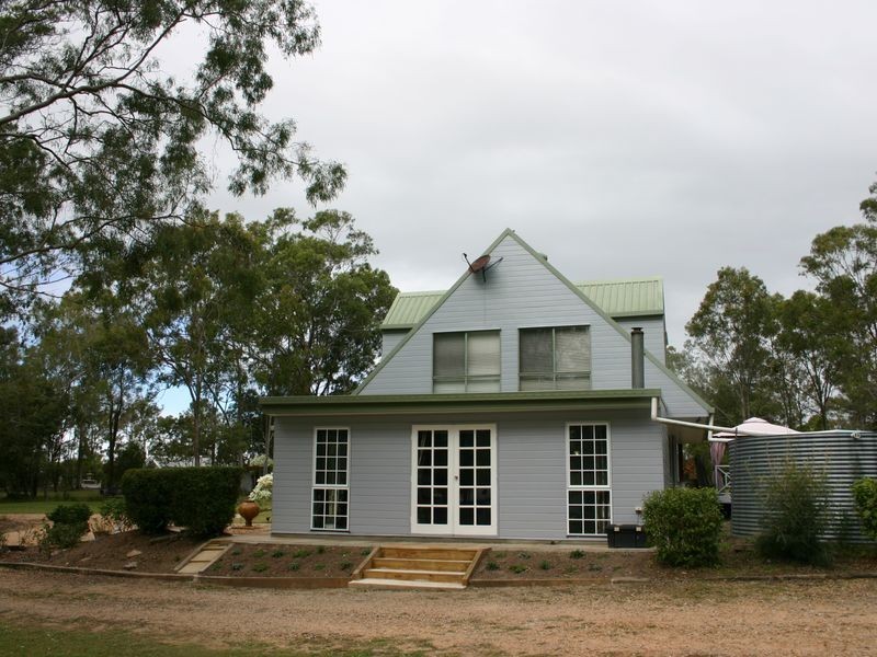 15 Wheatley Court, Regency Downs QLD 4341