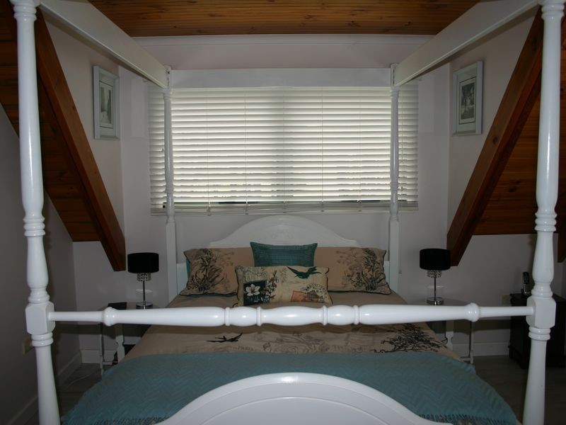 15 Wheatley Court, Regency Downs QLD 4341