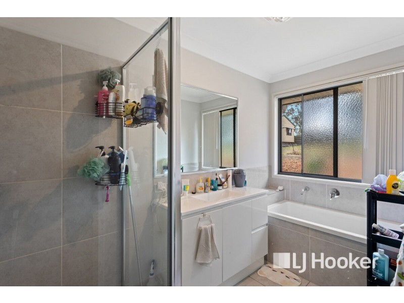 7A Jacklin Drive, Glenore Grove QLD 4342