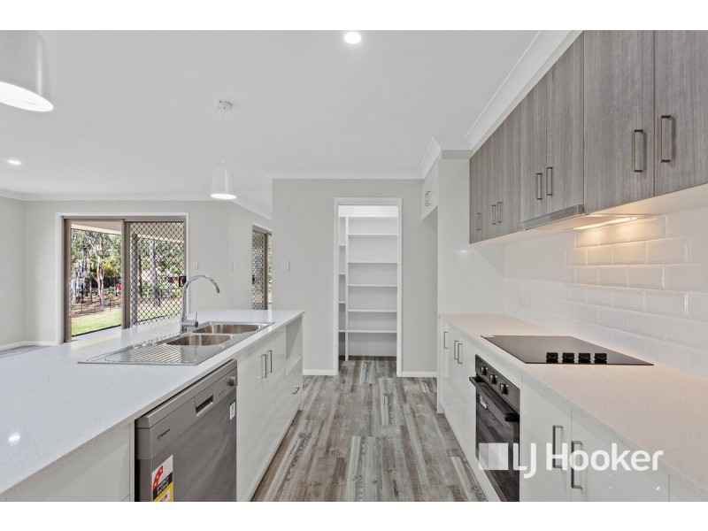 8B Rosella Avenue, Regency Downs QLD 4341