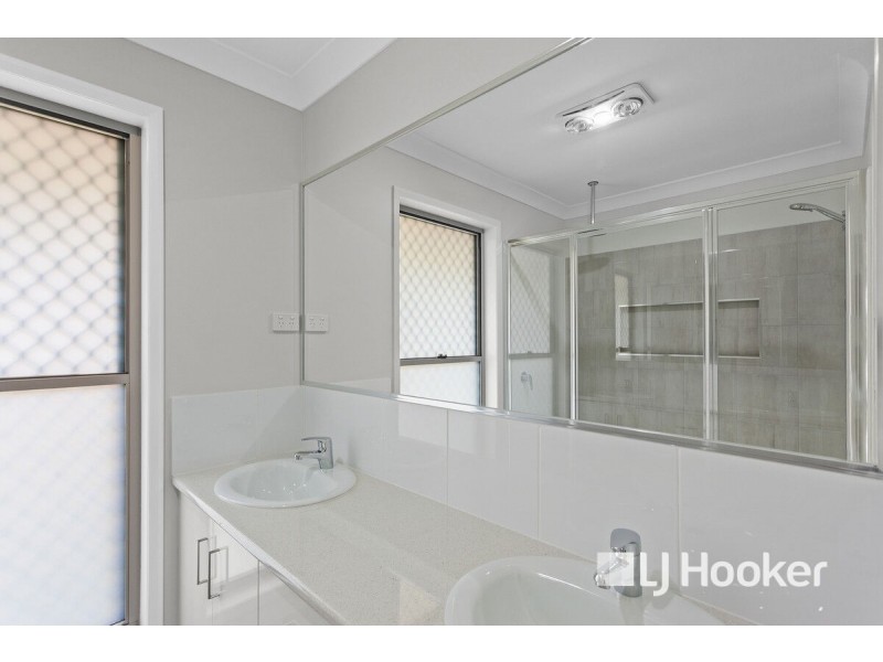 8B Rosella Avenue, Regency Downs QLD 4341