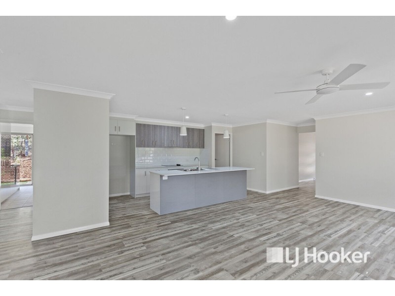 8B Rosella Avenue, Regency Downs QLD 4341