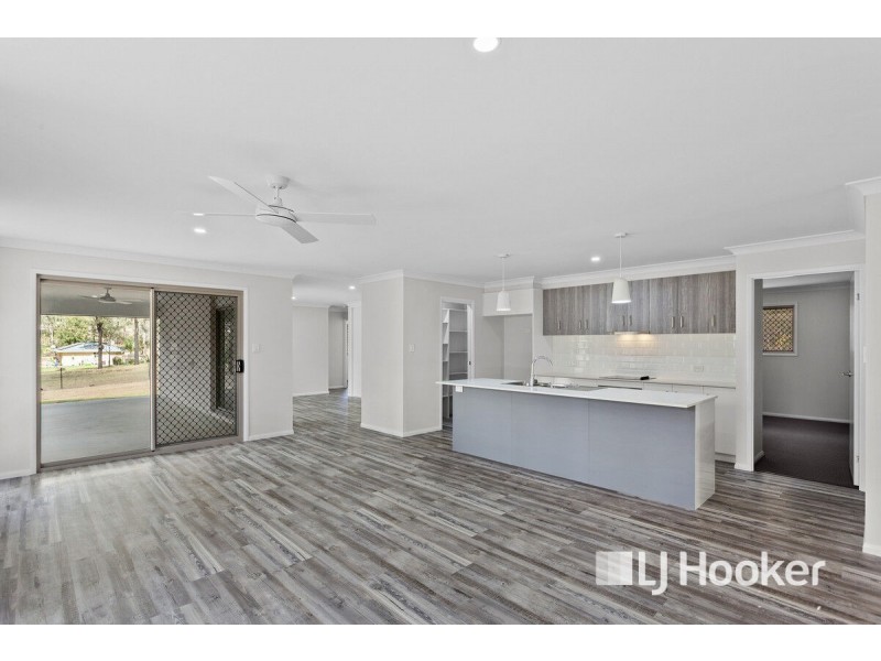 8B Rosella Avenue, Regency Downs QLD 4341