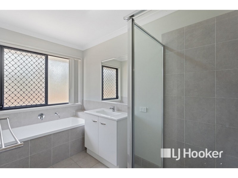 6A Lexcen Court, Kensington Grove QLD 4341