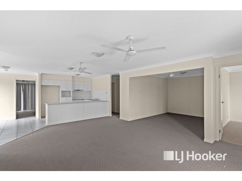 2/5 Sandpiper Drive, Lowood QLD 4311