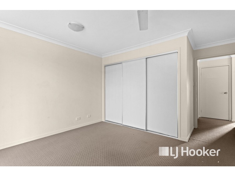 2/5 Sandpiper Drive, Lowood QLD 4311