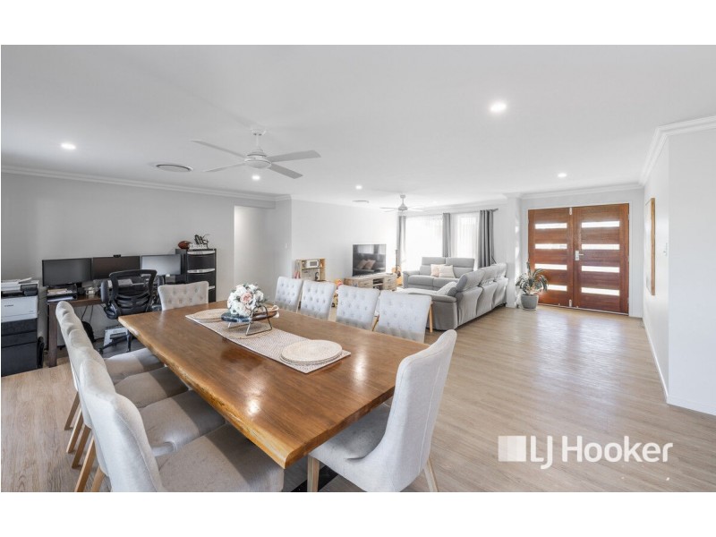 9 Maragon Court, Lake Clarendon QLD 4343