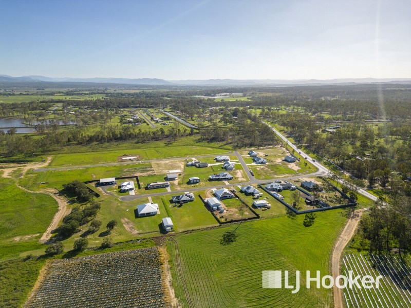 9 Maragon Court, Lake Clarendon QLD 4343