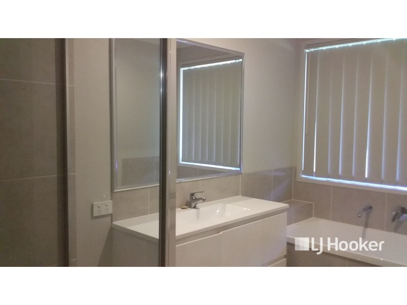 30 Staatz Quarry Road, Regency Downs QLD 4341