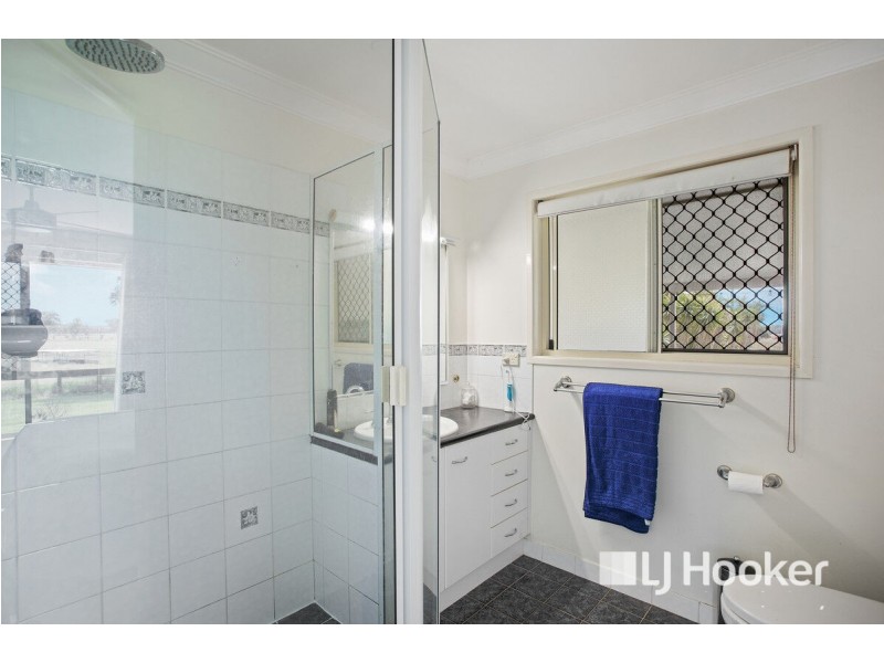 62 Cricket Road, Regency Downs QLD 4341