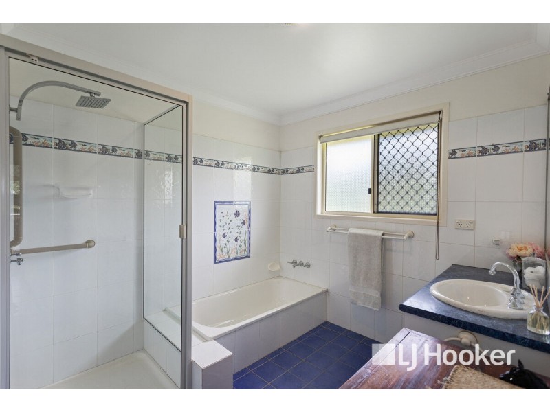 62 Cricket Road, Regency Downs QLD 4341