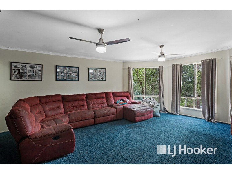 62 Cricket Road, Regency Downs QLD 4341