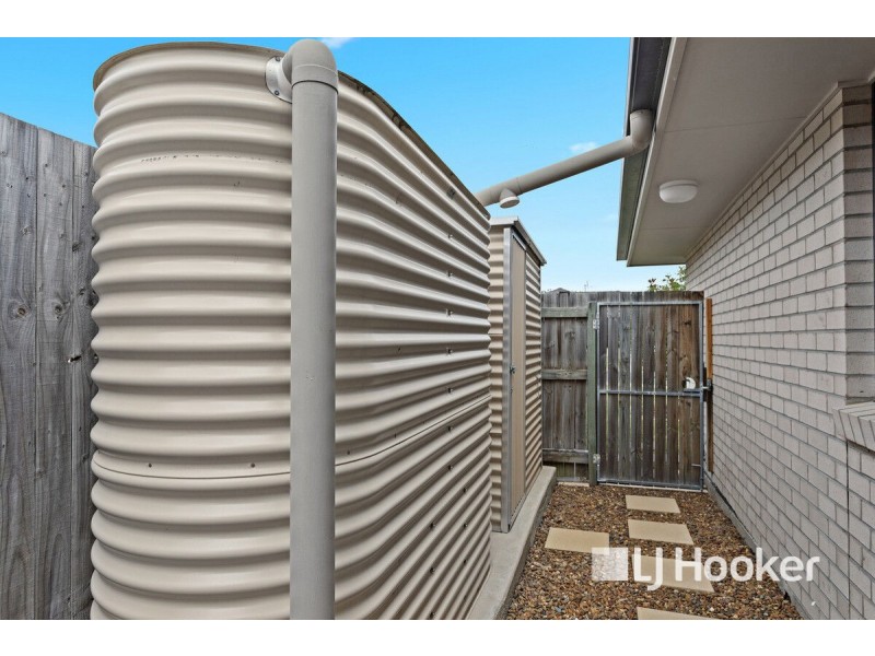 2/7 Richmond Terrace, Plainland QLD 4341