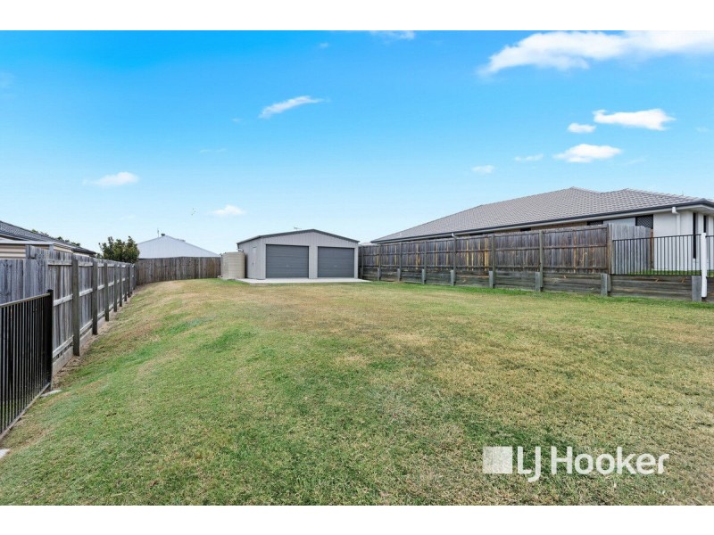 9 Richmond Terrace, Plainland QLD 4341