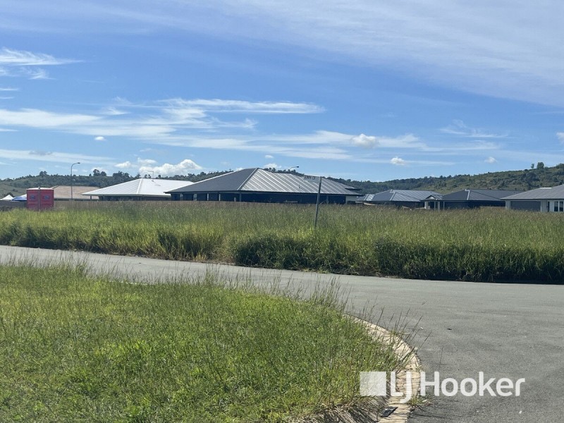 7 Semph Crescent, Laidley North QLD 4341