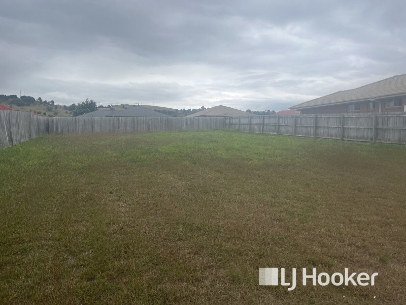 62 Tawney Street, Lowood QLD 4311