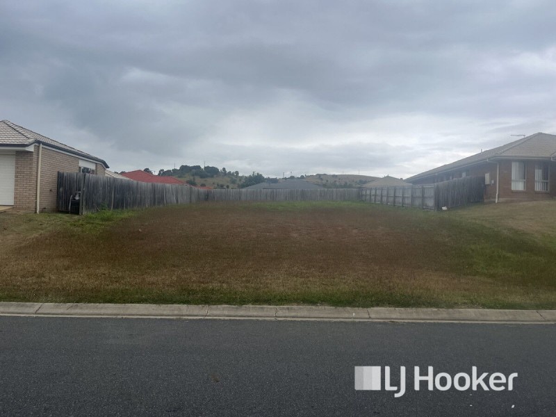 62 Tawney Street, Lowood QLD 4311