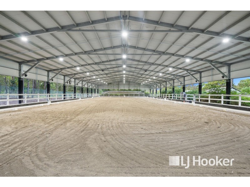 39 Oakridge Street, Burbank QLD 4156