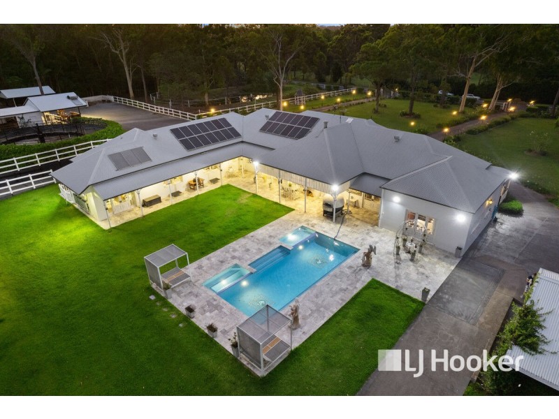 39 Oakridge Street, Burbank QLD 4156