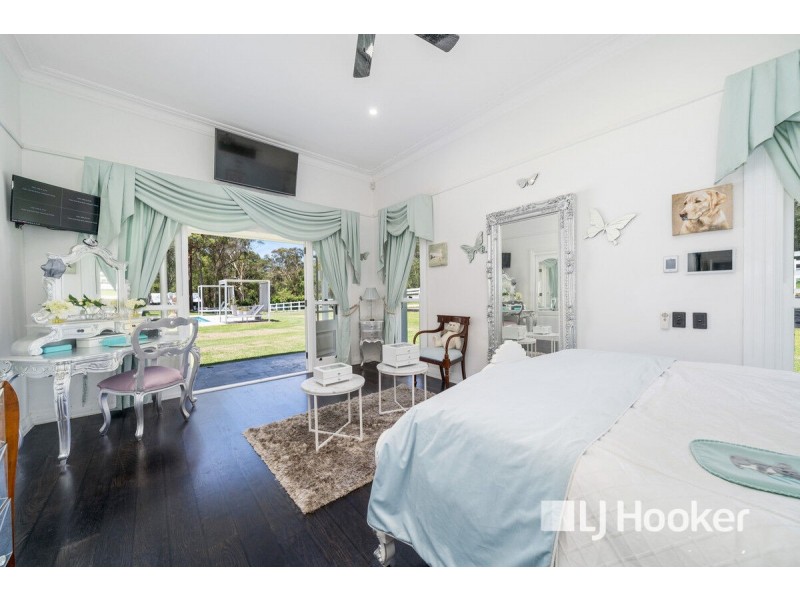 39 Oakridge Street, Burbank QLD 4156