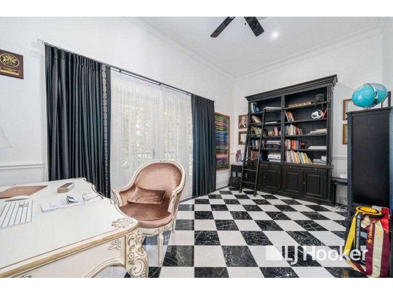 39 Oakridge Street, Burbank QLD 4156