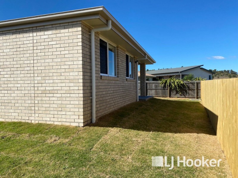 18 Lawson Crescent, Laidley North QLD 4341