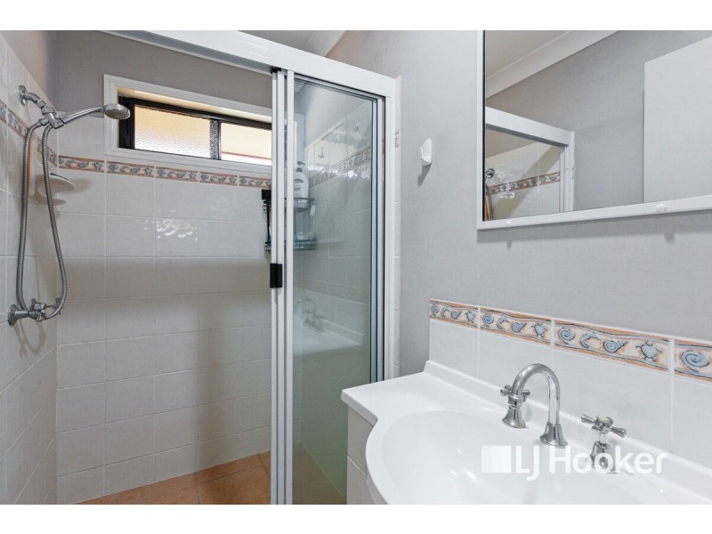 6 Bauer Street, Lowood QLD 4311