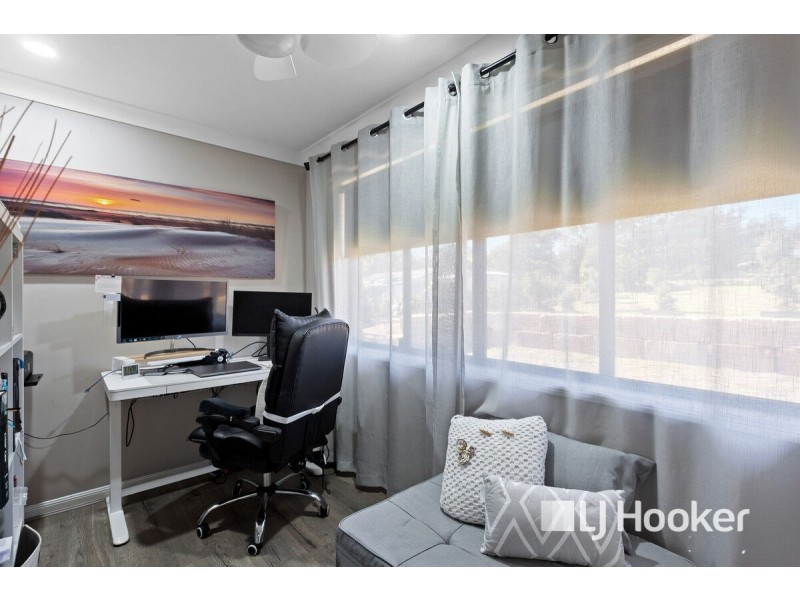 6 Bauer Street, Lowood QLD 4311