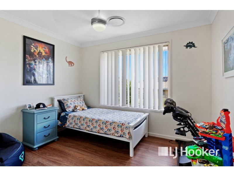 24 White Gums Road, Hatton Vale QLD 4341