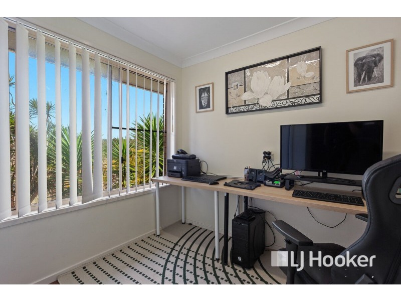 24 White Gums Road, Hatton Vale QLD 4341