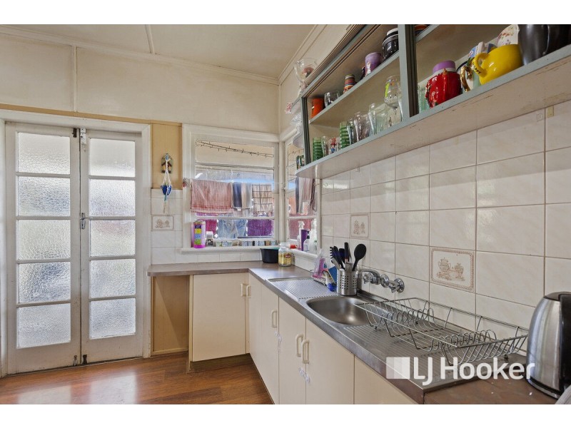 36 Robert Street, Forest Hill QLD 4342