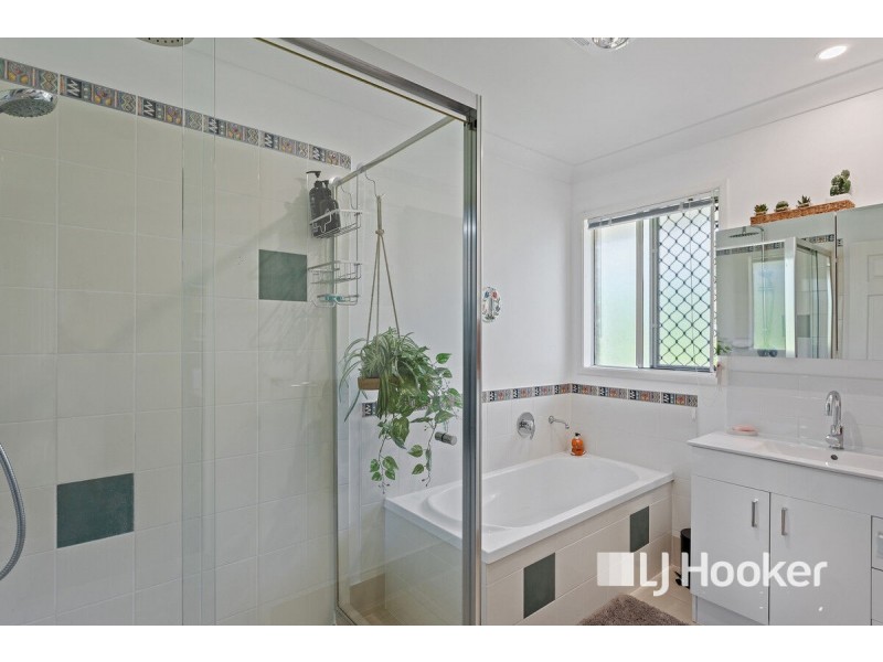 8a Sandpiper Drive, Regency Downs QLD 4341