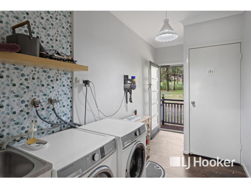 10b Firetail Avenue, Regency Downs QLD 4341