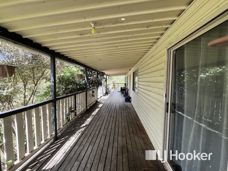 8 Benjamin Court, Regency Downs QLD 4341