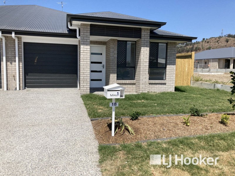 1/18 Darling Circuit, Plainland QLD 4341