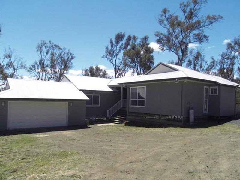 33 Burgess Road, Laidley Heights QLD 4341