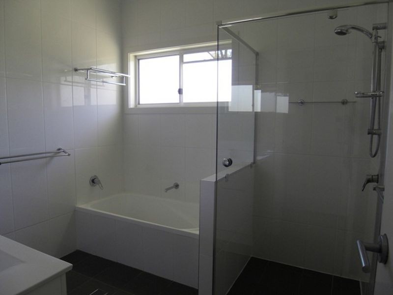 33 Burgess Road, Laidley Heights QLD 4341