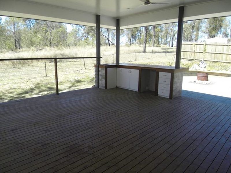 33 Burgess Road, Laidley Heights QLD 4341