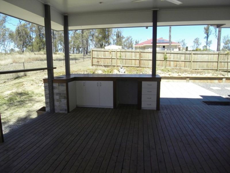 33 Burgess Road, Laidley Heights QLD 4341