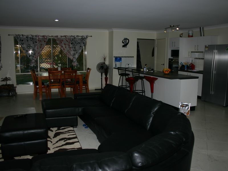 5 Harrington Court, Kensington Grove QLD 4341