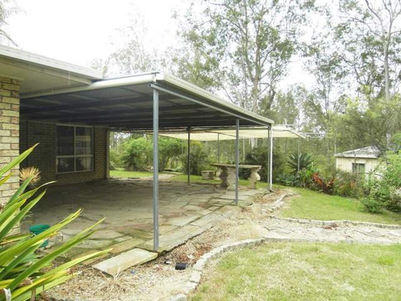 4 Lexcen Court, Kensington Grove QLD 4341