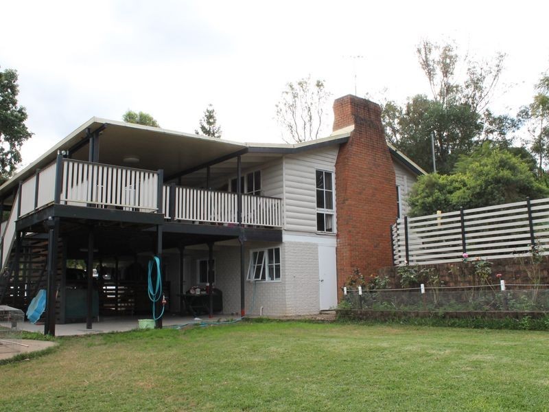 61 Strasburgs Rd, Lark Hill QLD 4306