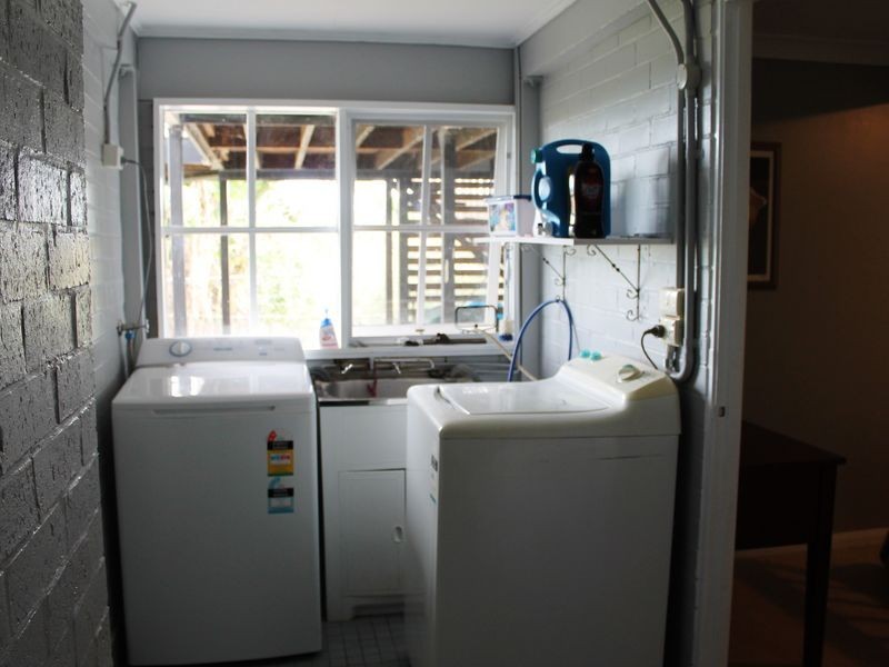 61 Strasburgs Rd, Lark Hill QLD 4306
