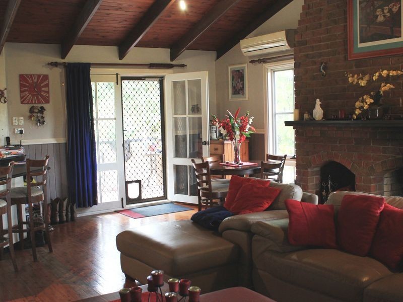 61 Strasburgs Rd, Lark Hill QLD 4306