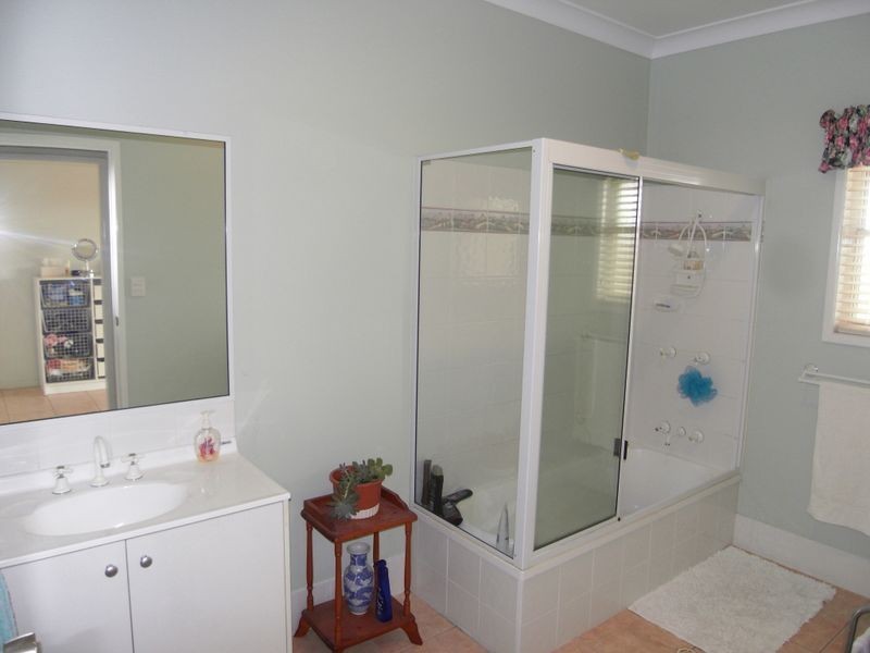 5 Robin Court, Laidley Heights QLD 4341