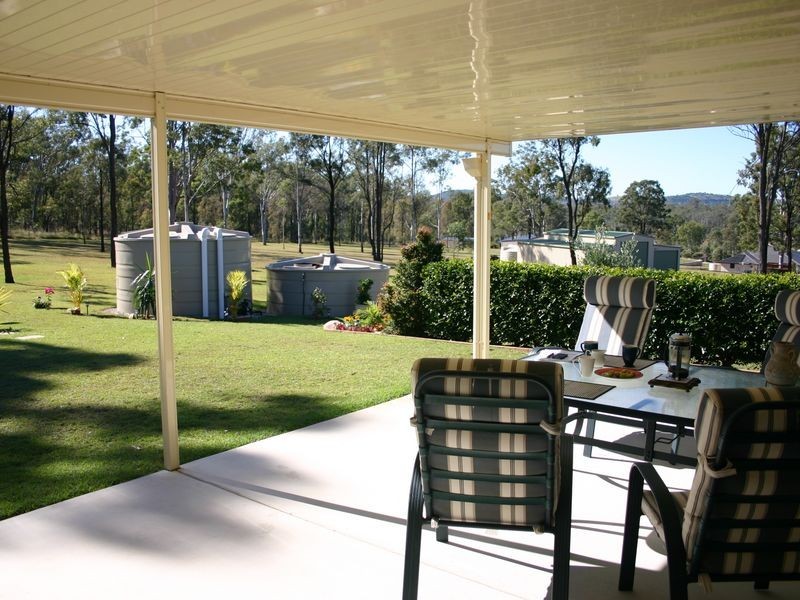 10 Senior Court, Kensington Grove QLD 4341