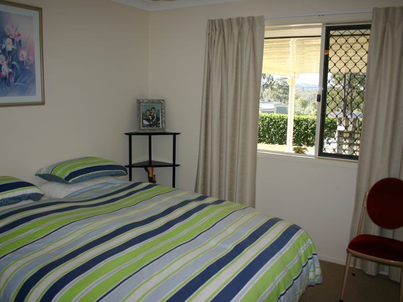10 Senior Court, Kensington Grove QLD 4341